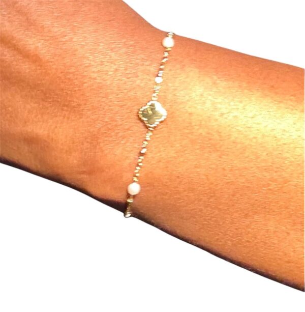 Bracelet with pearls and Elegant Leaf - Image 2